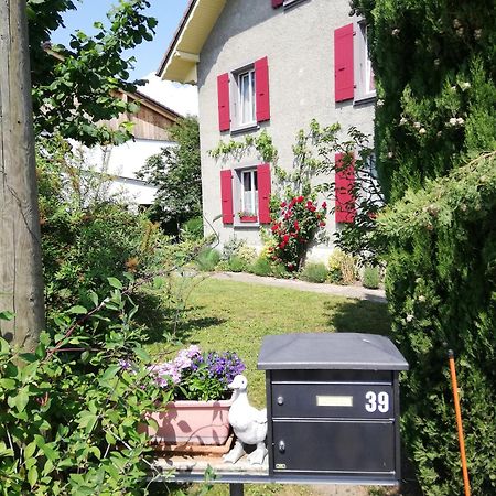 Bed and Breakfast Lucky Duck Cudrefin Экстерьер фото