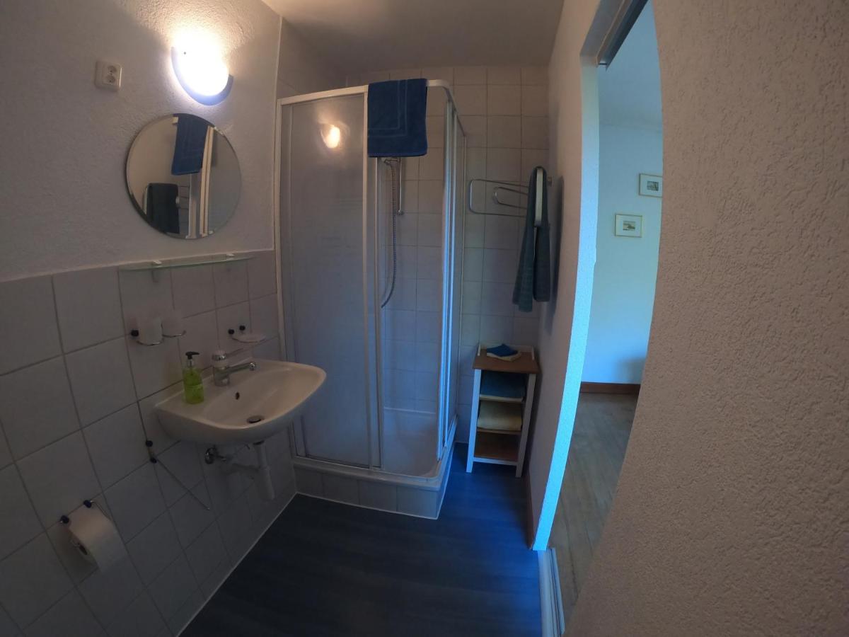 Bed and Breakfast Lucky Duck Cudrefin Экстерьер фото