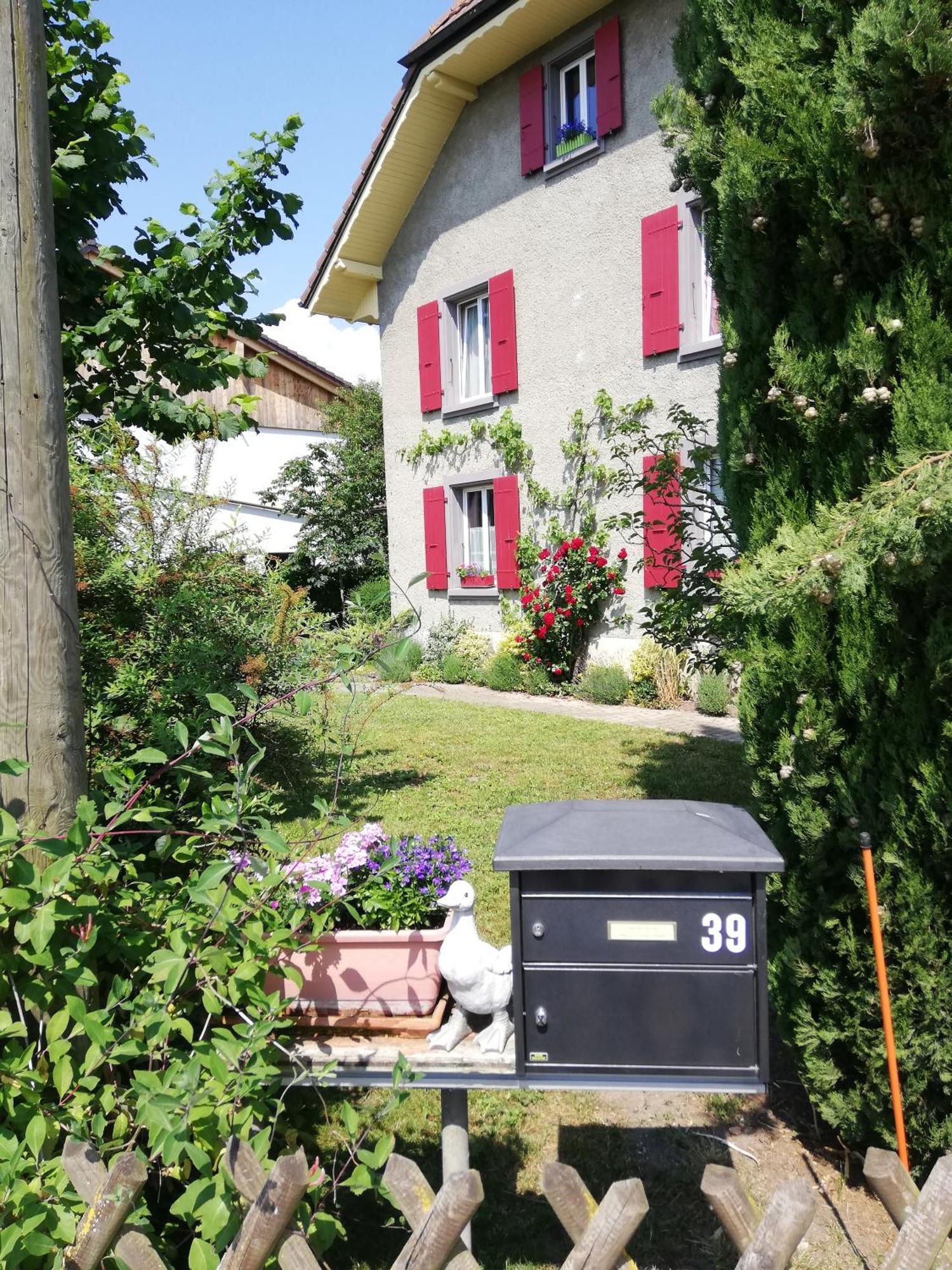 Bed and Breakfast Lucky Duck Cudrefin Экстерьер фото